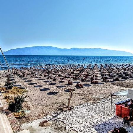 Rass' Apartment Vlorë Eksteriør billede