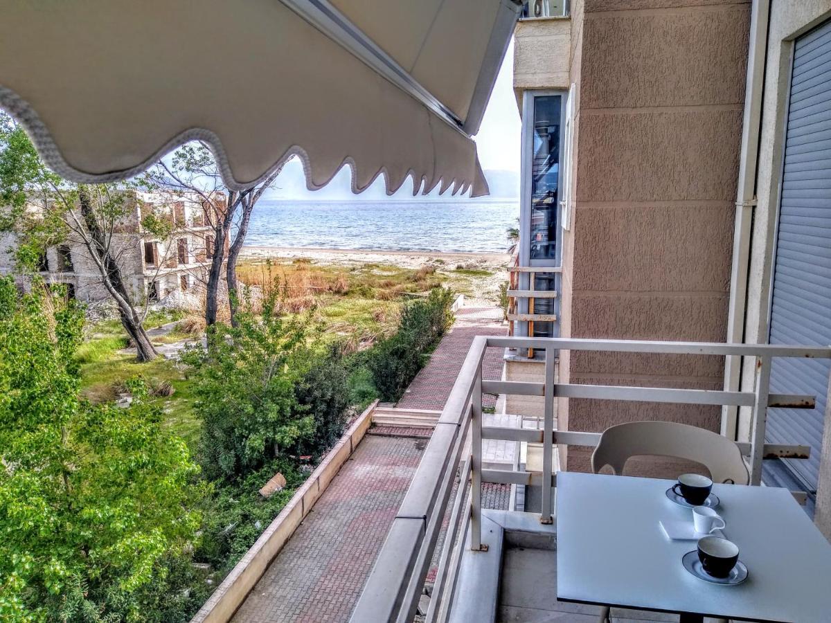 Rass' Apartment Vlorë Eksteriør billede