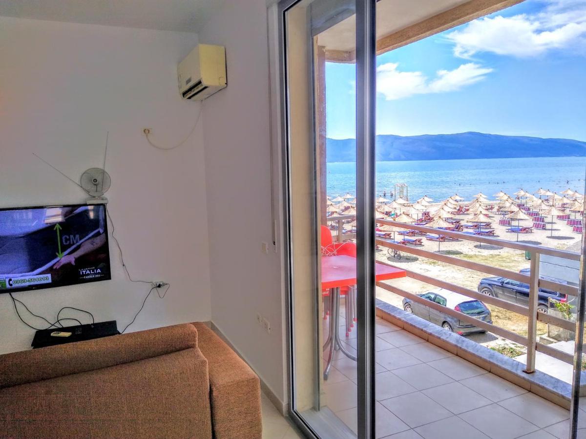 Rass' Apartment Vlorë Eksteriør billede