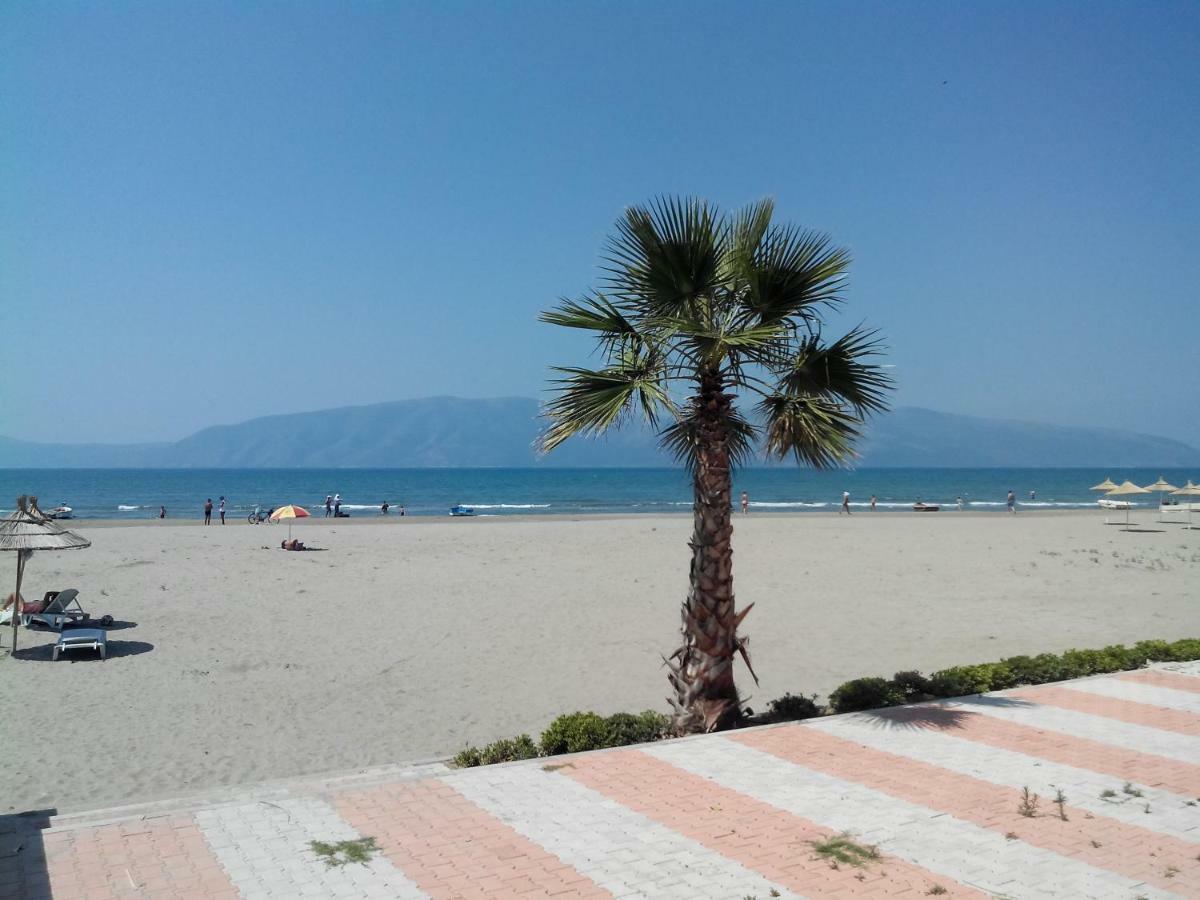 Rass' Apartment Vlorë Eksteriør billede